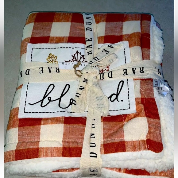 NWT RAE DUNN Woven Buffalo Check Sherpa Fall Blanket Throw 50x60 Red ‘Blessed’ - Picture 1 of 5